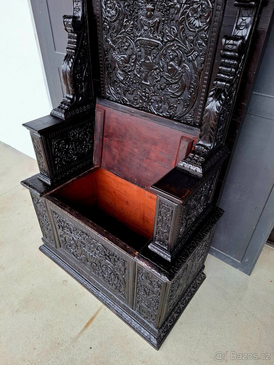 Starožitný královský trůn - 9