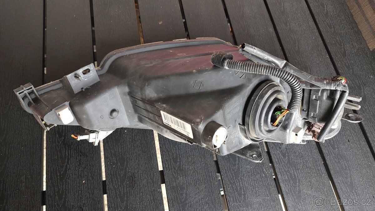 Paugeot 206 SW - náhradní díly - 9