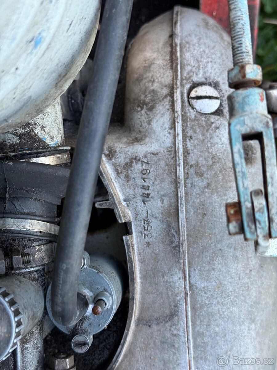 Prodám frezu domácí výroby s vlekem,včetně rotavatoru - 9