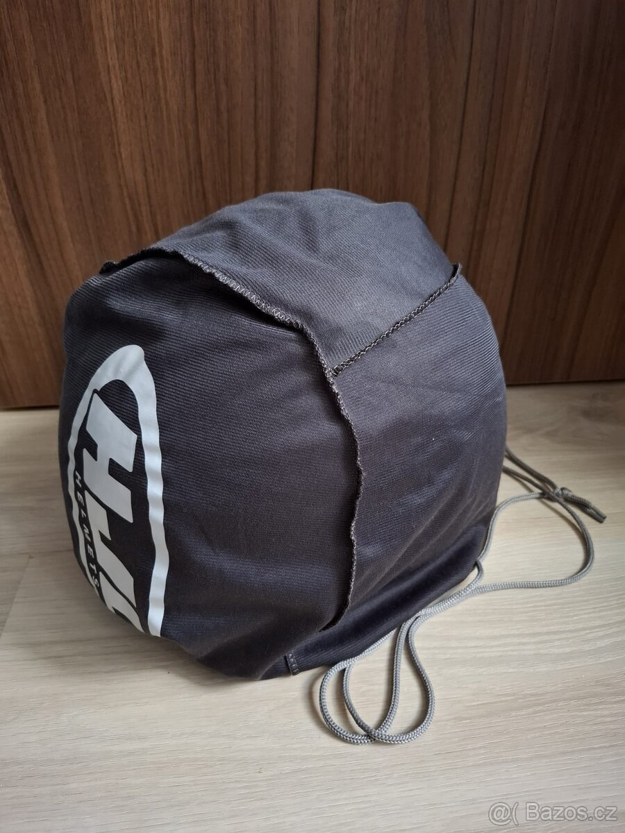 Přilba HJC i70 – super stav, lesklá bílá, vel. M - 9