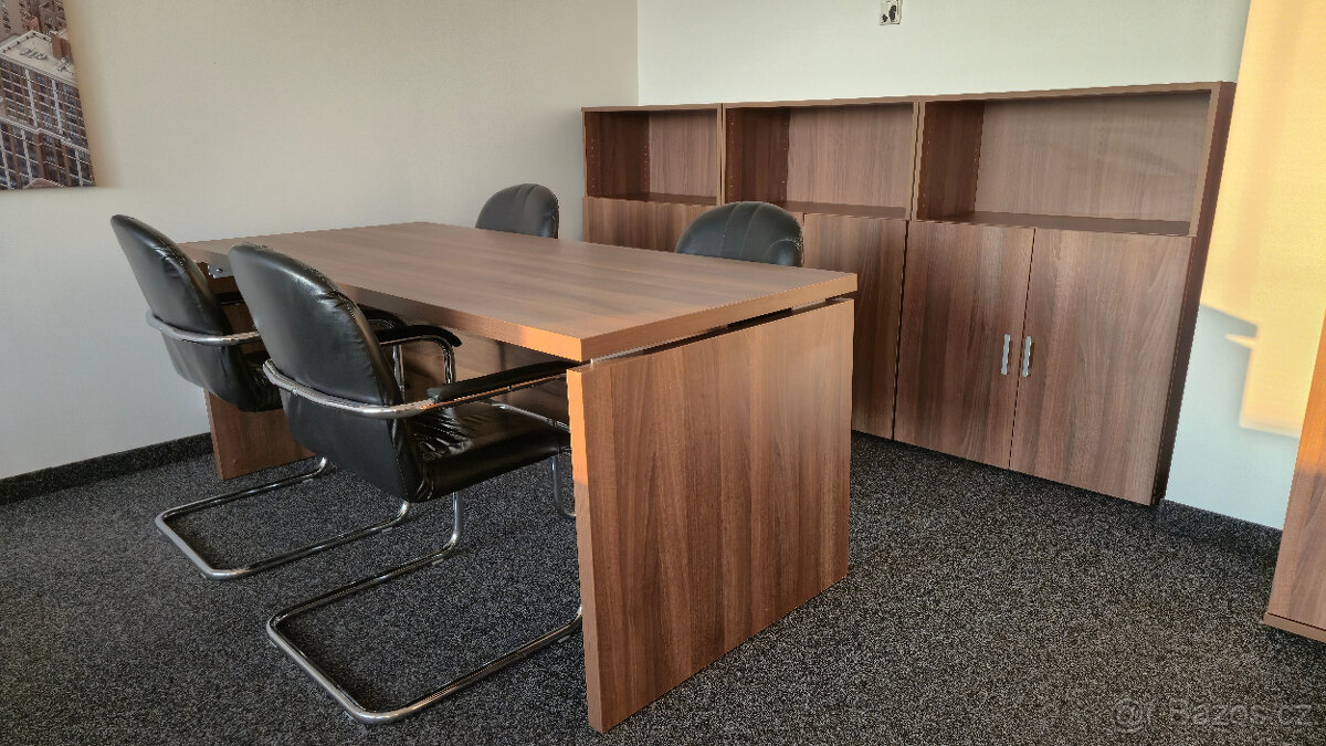 Kancelářský nábytek - stoly a skříně - 9