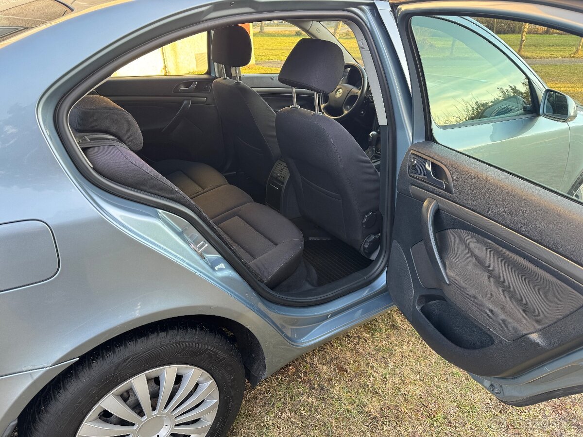 Škoda Octavia 2 1,9TDI 77kw - 9