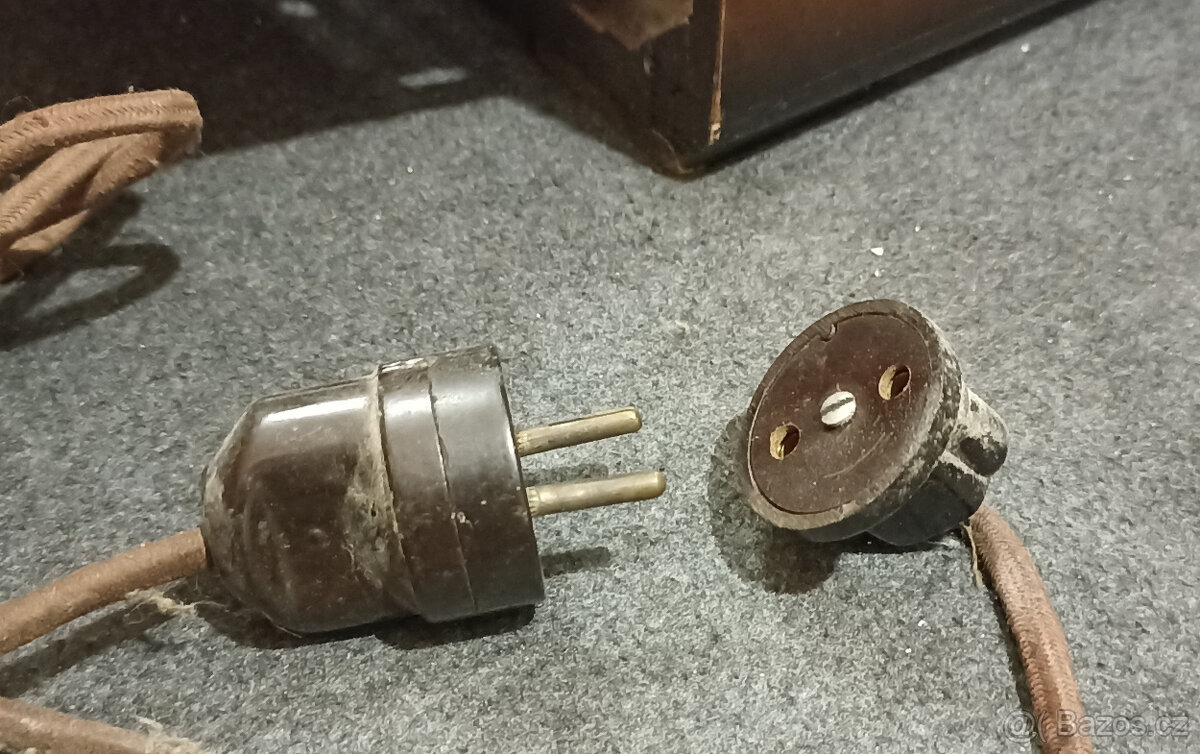 Staré rádio Empo Konsul - 9