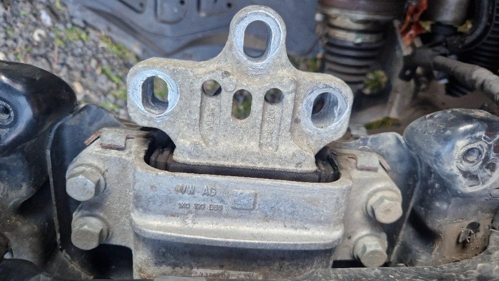 vw touran 1T3 2010-2015 ND plechy lampy stěna 1,6 a 2,0TDi - 9