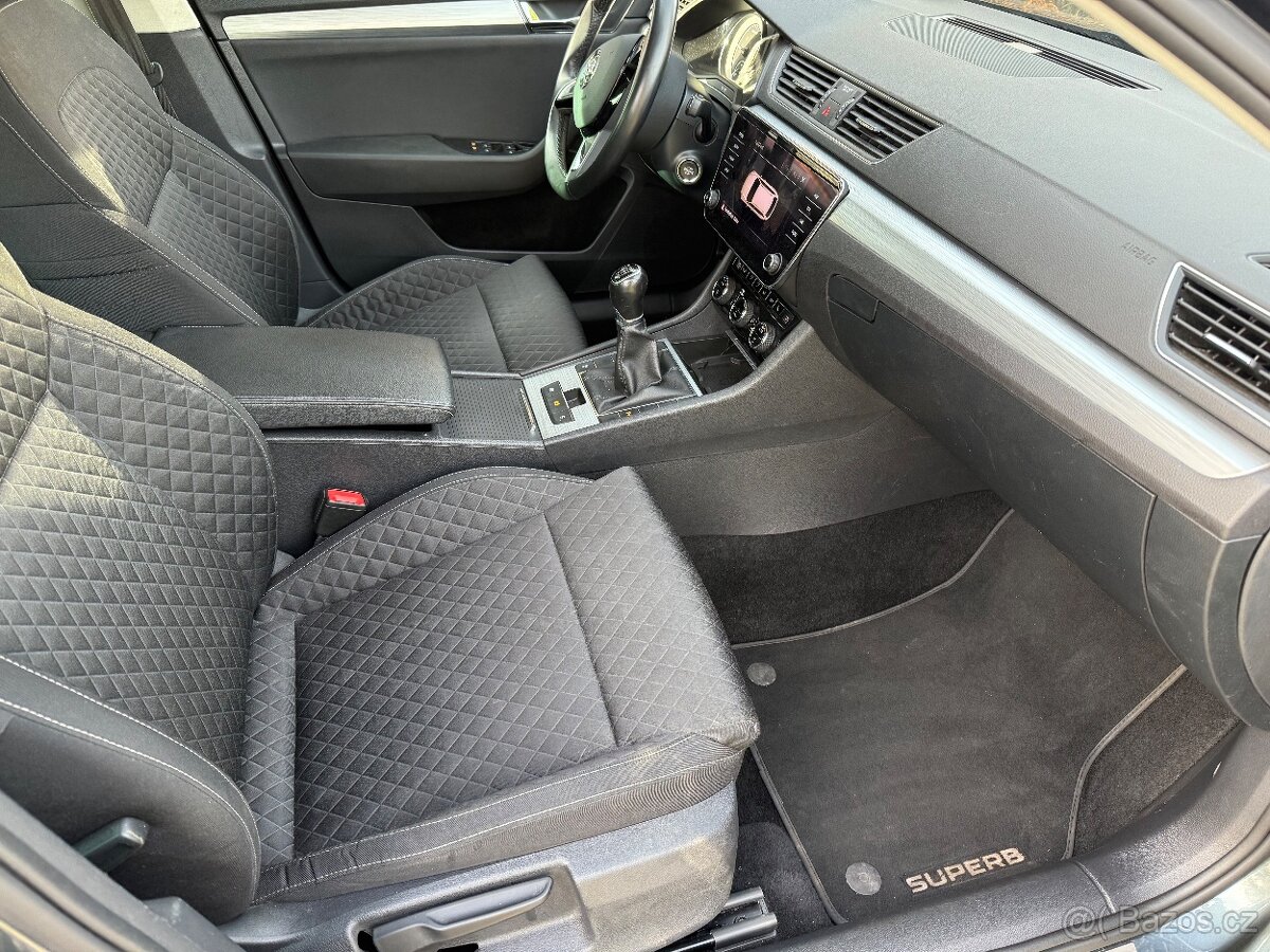 ŠKODA SUPERB KOMBI 2019 2.0TDI AMBITION PLUS FACELIFT - 9