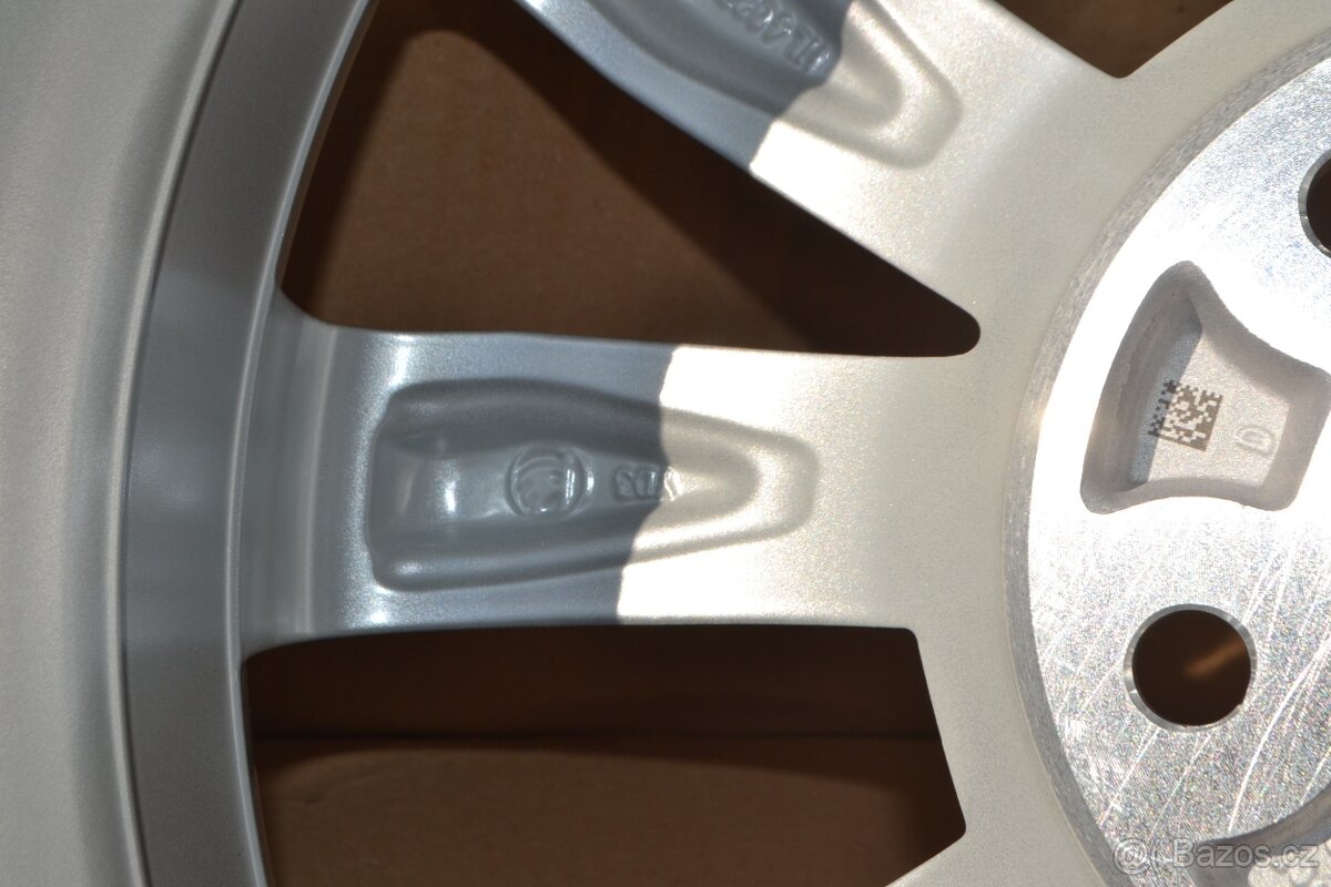 Škoda Octavia III– NOVÉ 17 orig.alu disky 6Jx17 ET48, - 9