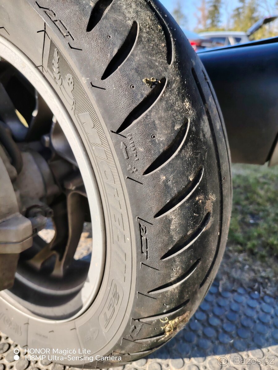 Suzuki Burgman 400 - 9