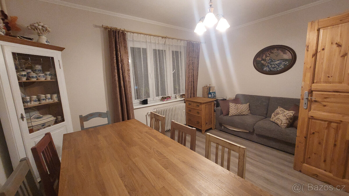 Prodej rodinného domu 5+1 v Libušíně u Kladna - 9