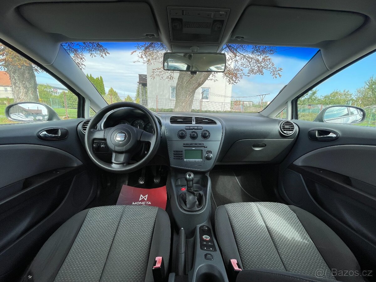 Seat Leon 1.6 MPi Serviska, Klima, 8xPneu - 9
