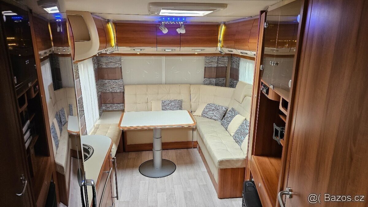 KARAVAN FENDT BRILLANT- SLEVA - 9