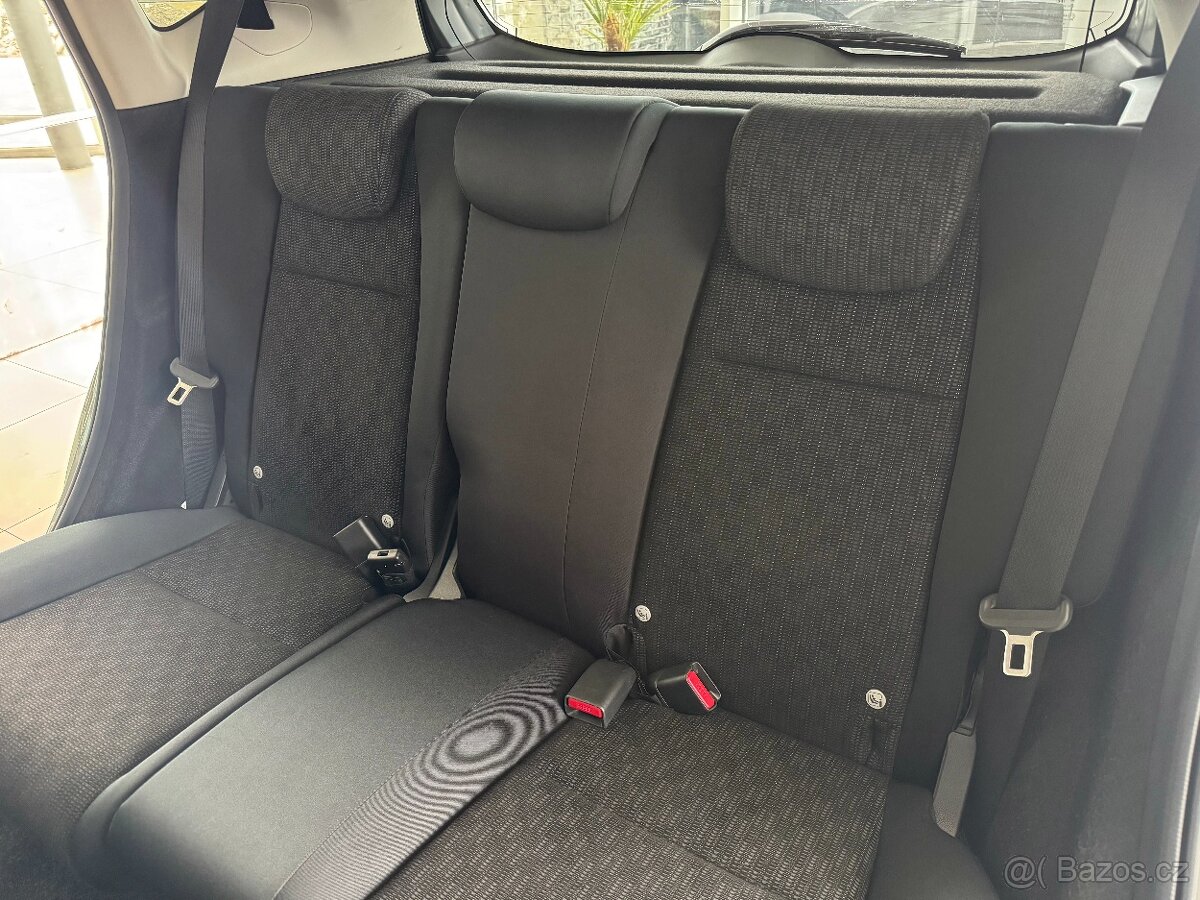 Honda Jazz 1.3i-VTEC Tempomat Vyhř.Sed - 9