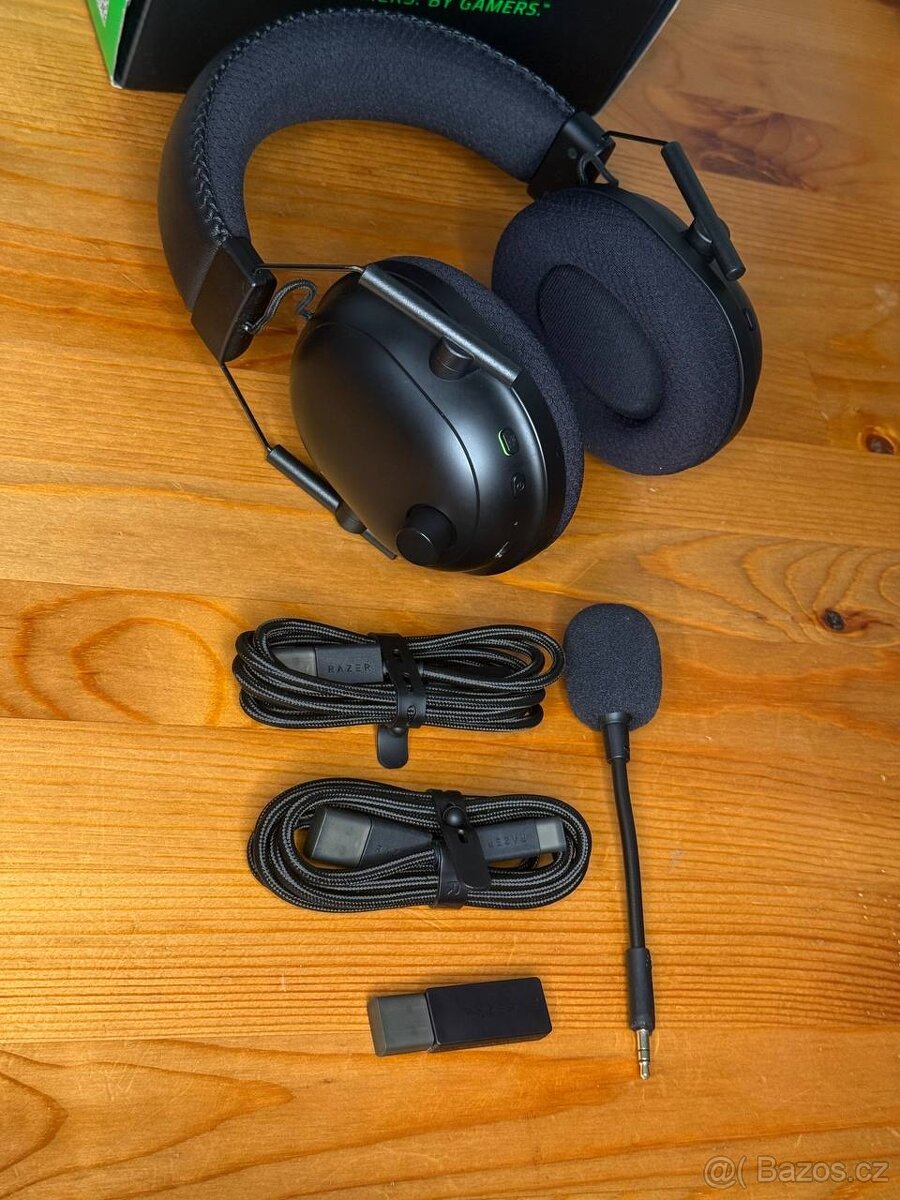 Bezdrátová herní sluchátka Razer BlackShark V2 Pro 2023 - 9