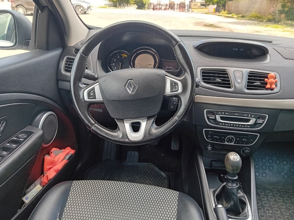 RENAULT FLUENCE 1.5 DCi EXCEPTION 2012 ČESKÁ REPUBLIKA - 9