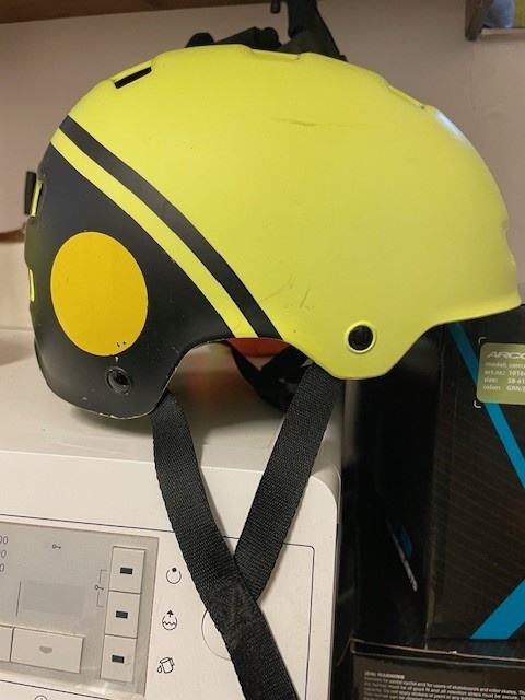 dětská přilba na kolo - 9