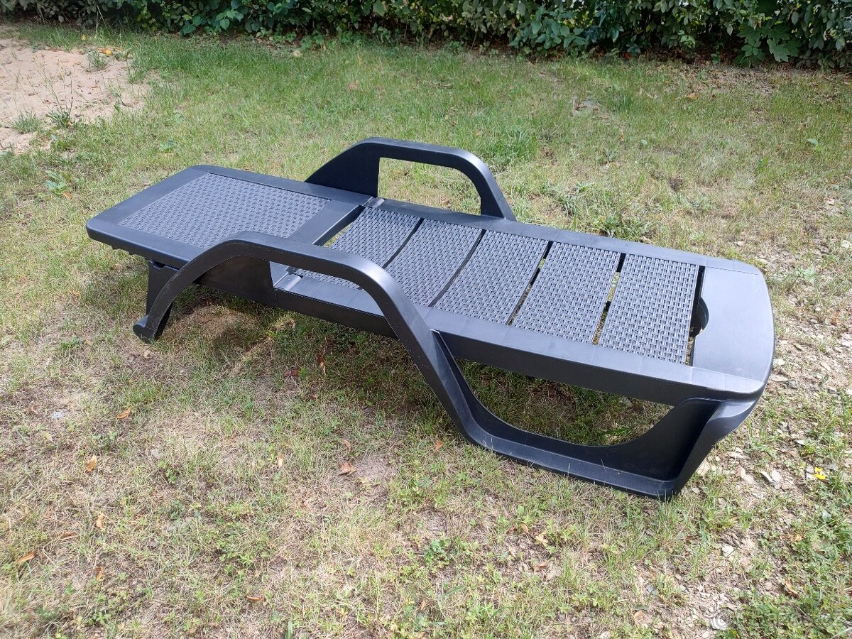 LEHÁTKO PŮV.CENA 3500,- - 9