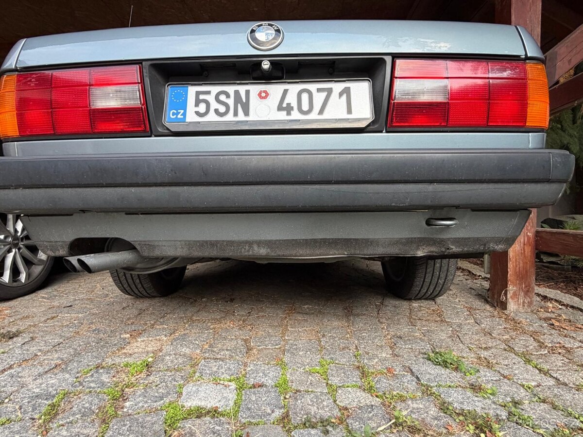 Prodám BMW 320i 6válec, 1989 - 9