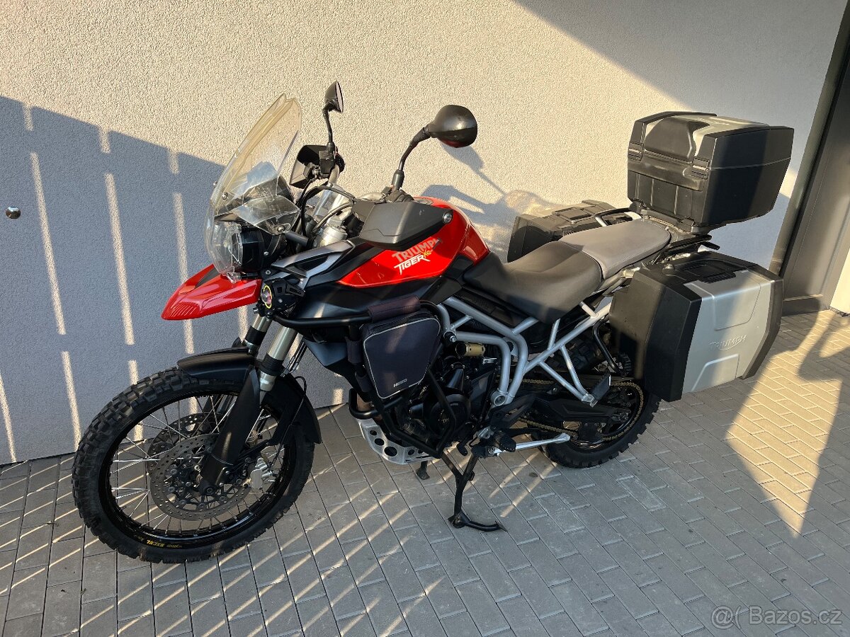 Triumph Tiger 800 XC - 9