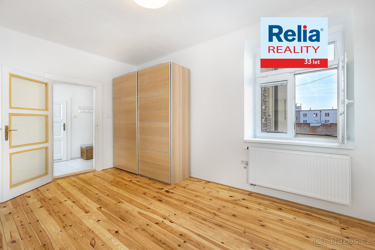 Krásný cihlový byt 3+kk 107 m², Pardubice (ul. Havlíčkova) - 9