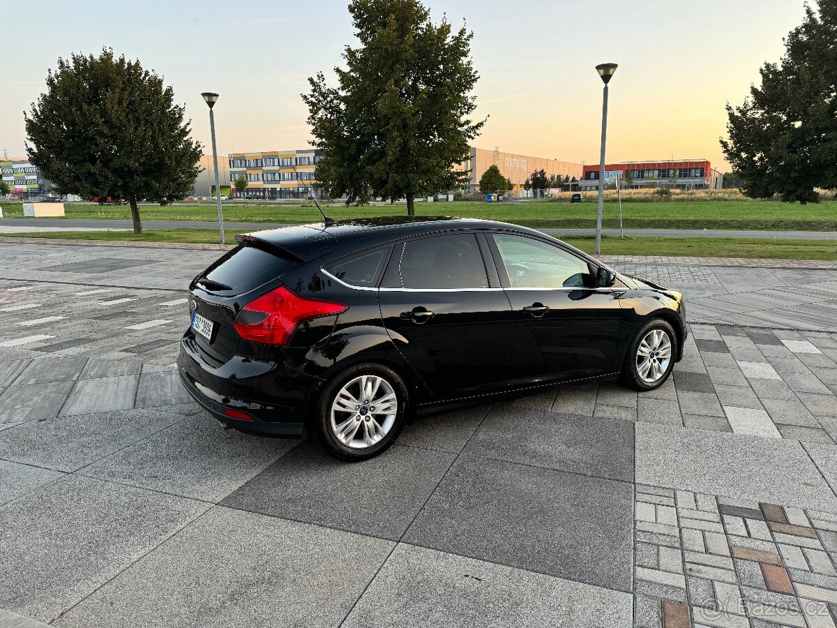 Ford Focus - 2012 - (vyhořelý) 1.6t 134KW - 170.455km - 9
