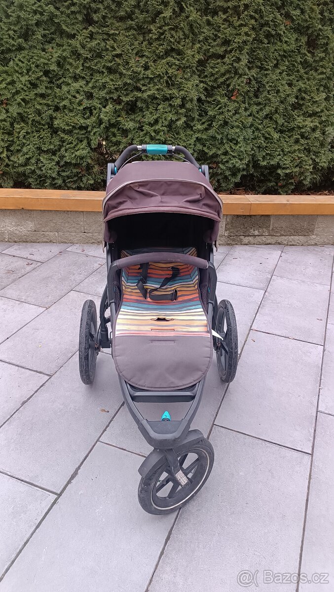 Kočárek značky Thule - 9