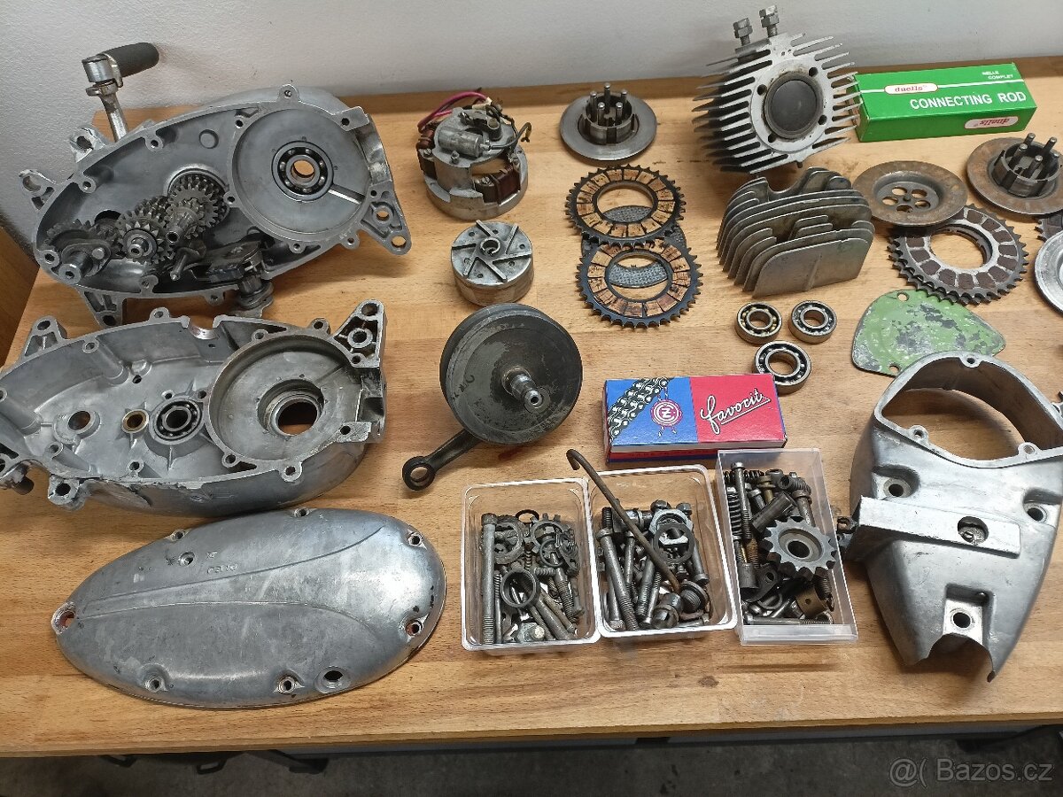 Jawa 50 pionýr motor - 9