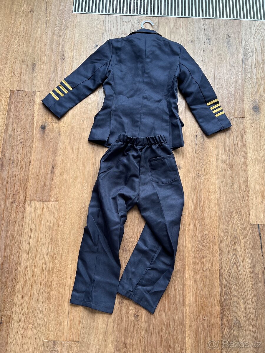 Originální dětská uniforma pro pilota Emirates - 9