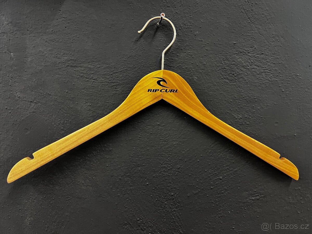 Dřevěná ramínka - 9