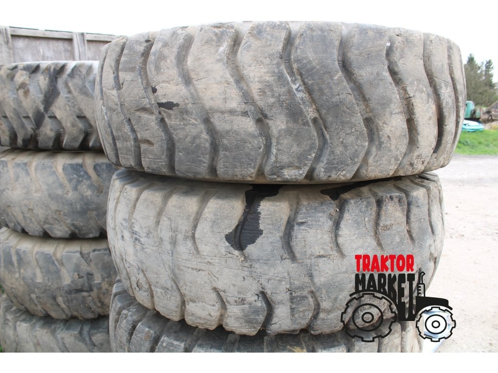 unk 320 kola 4ks - 9