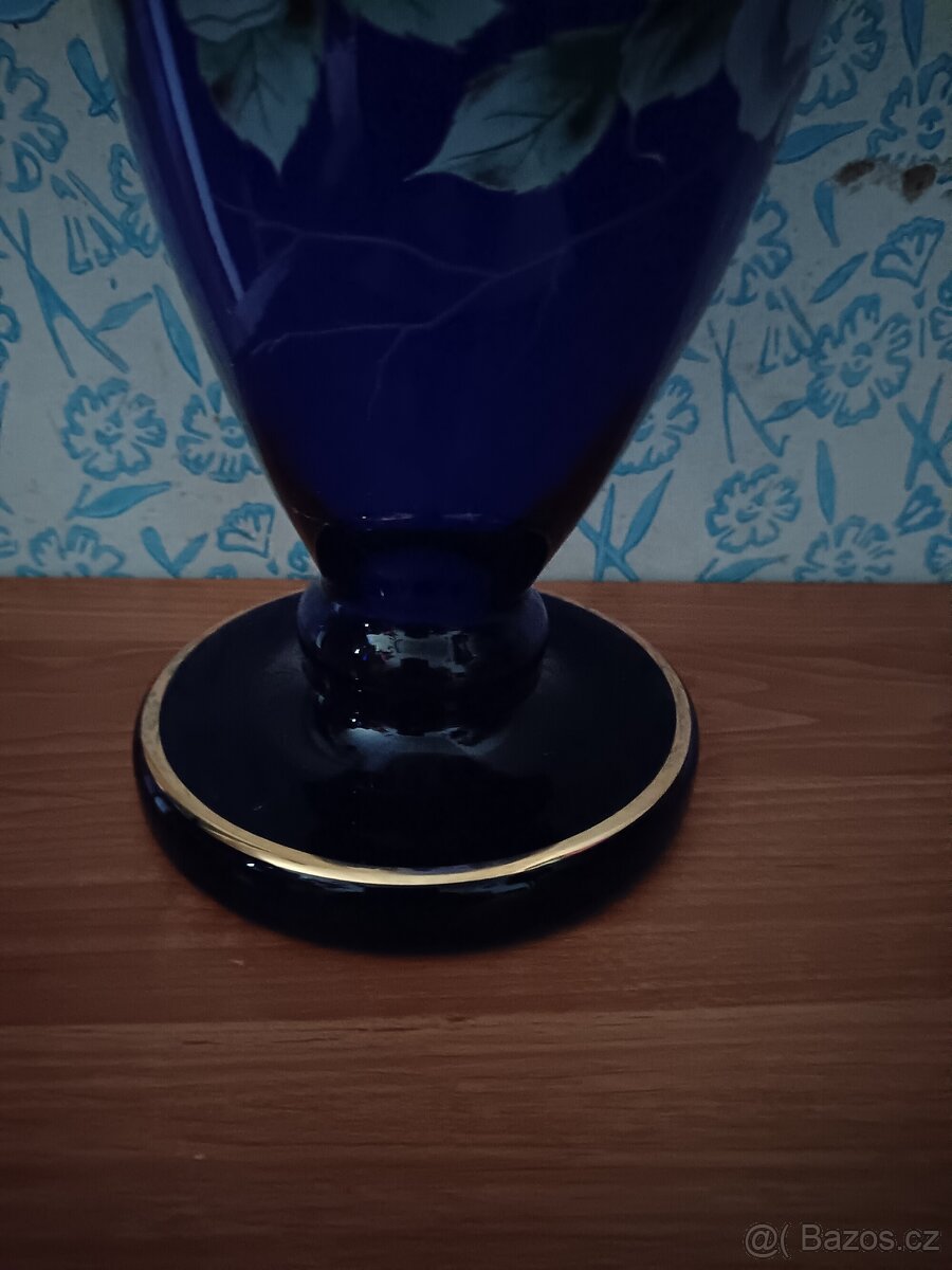 Prodám velkou modrou skleněnou vázu - 9