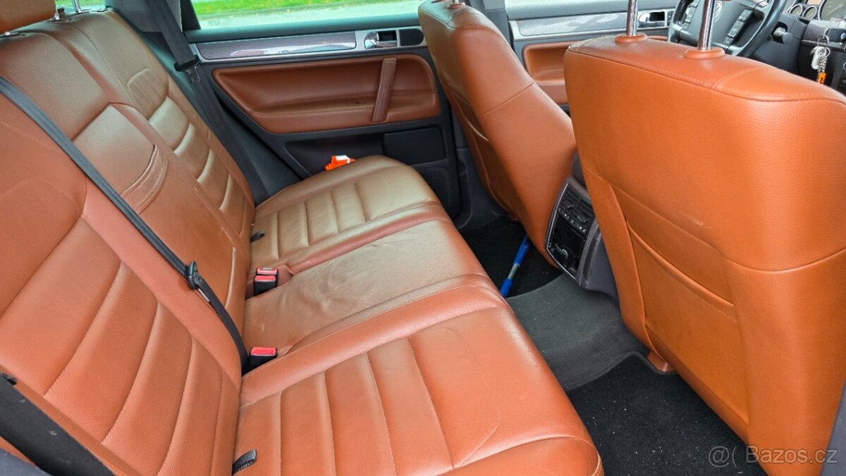 Volkswagen Touareg 3,0 TDI 176 kW 4x4 automat rv2008 - 9