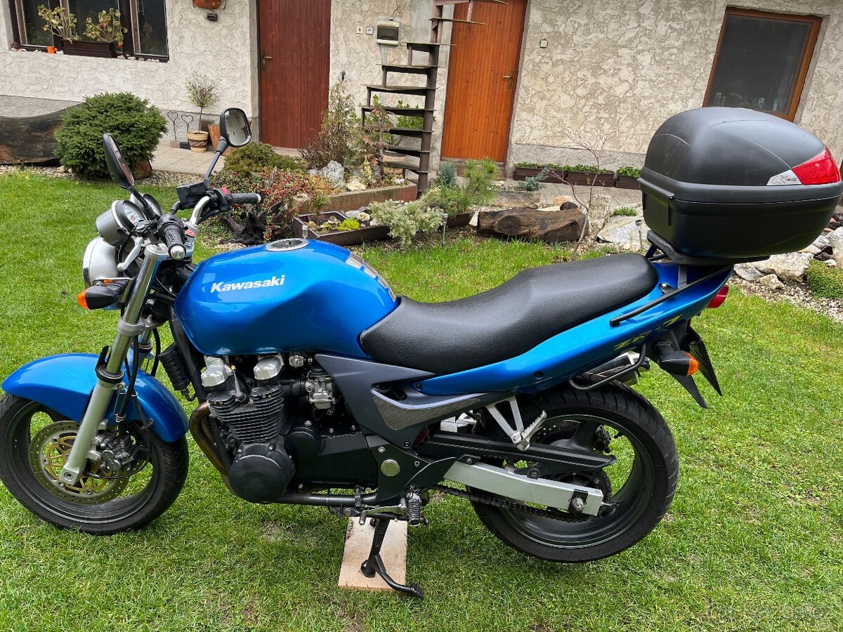 Kawasaki ZR 7 - 9