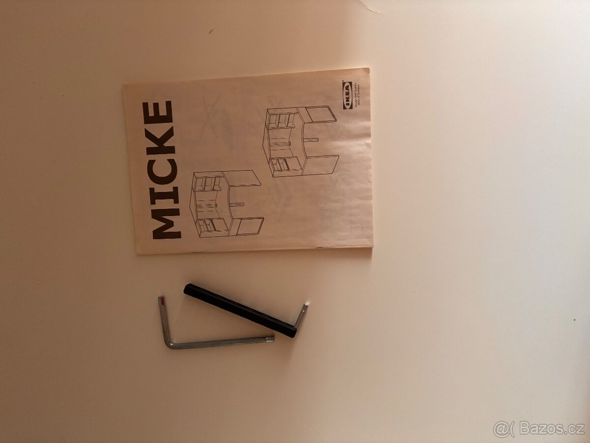 Psací stůl - spěchá Cena dohodou - 9