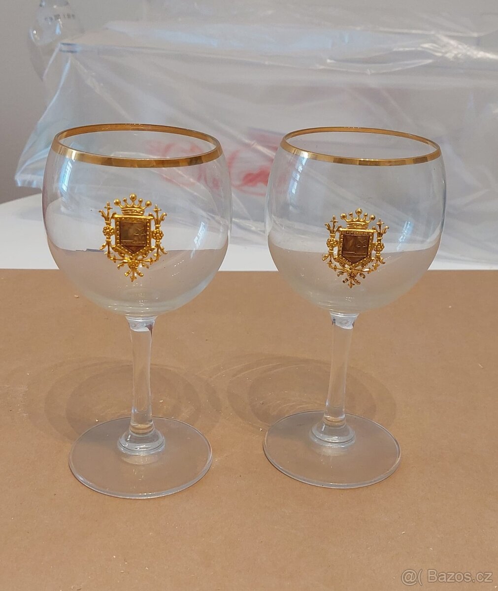 Porcelan, hrnky, talire - 9