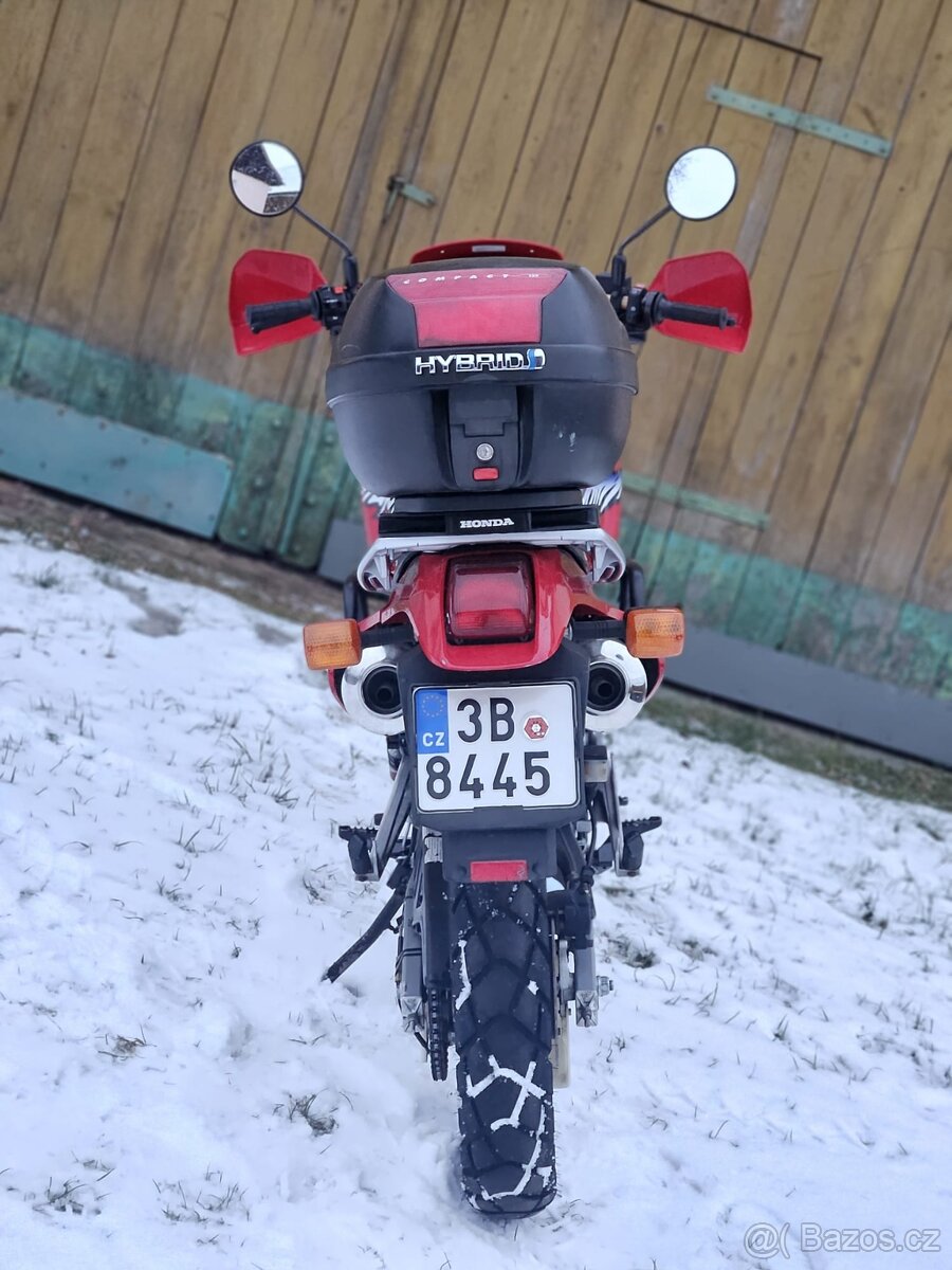 Honda NX 650 Dominator - 9