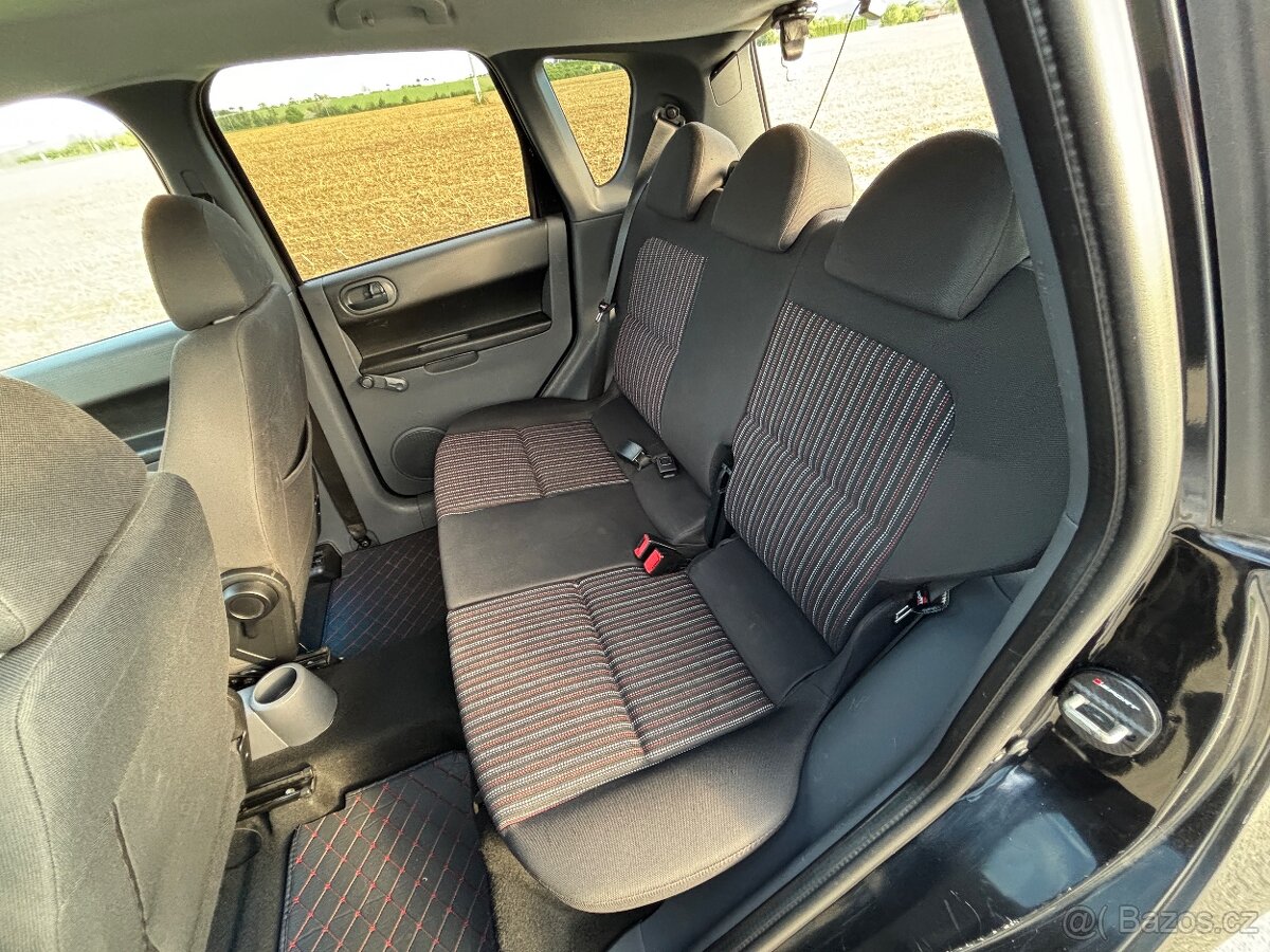Mitsubishi Colt 1.1 - 9