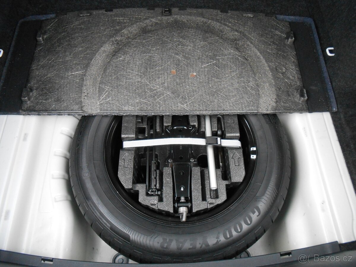 Škoda OCTAVIA IV 1.0TSi 81kW ACTIVE - 9