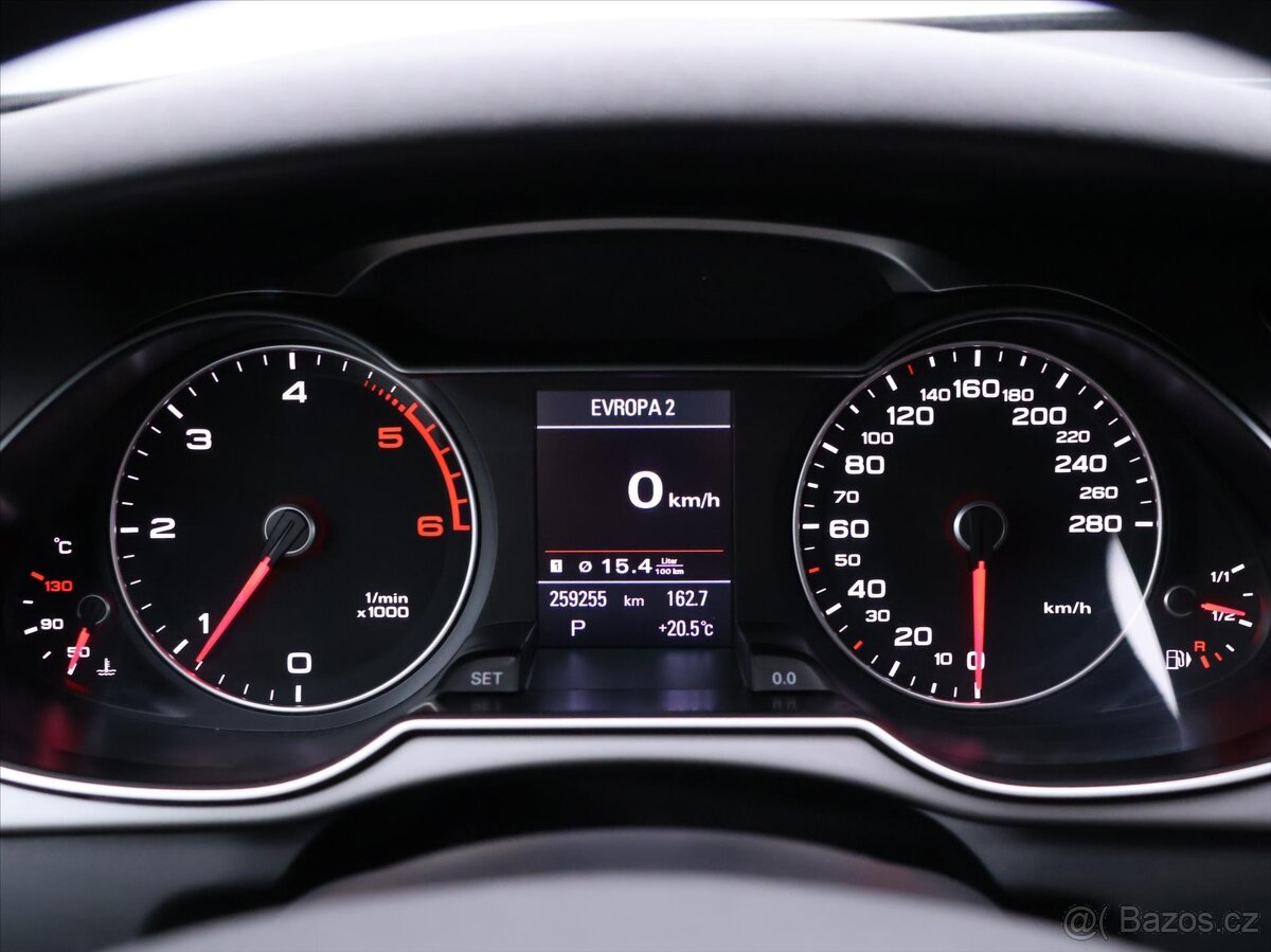 Audi A4 2,0 TDI 105kW Aut. Navi Klima (2012) - 9