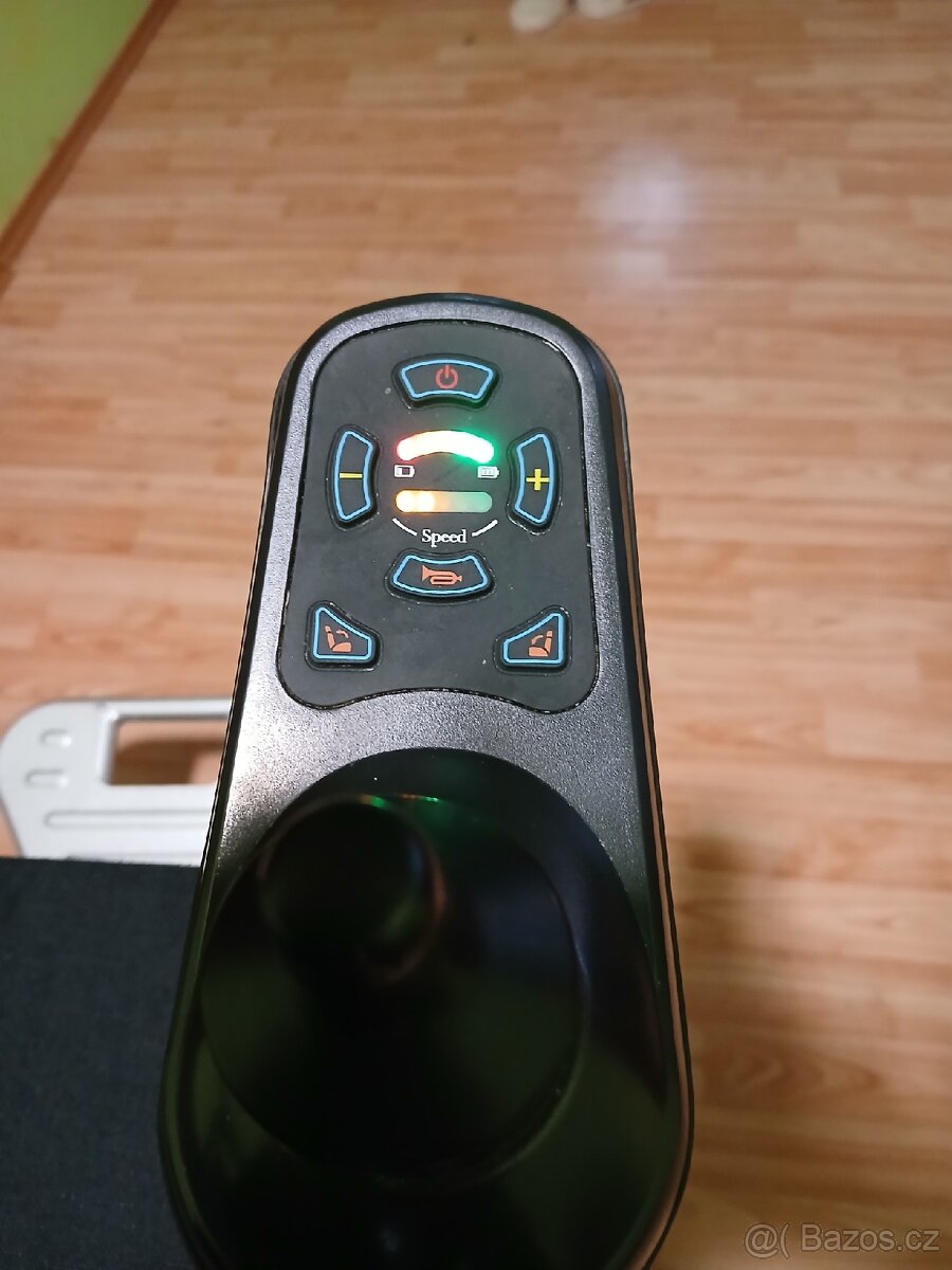 Elektrický invalidní vozík - 9