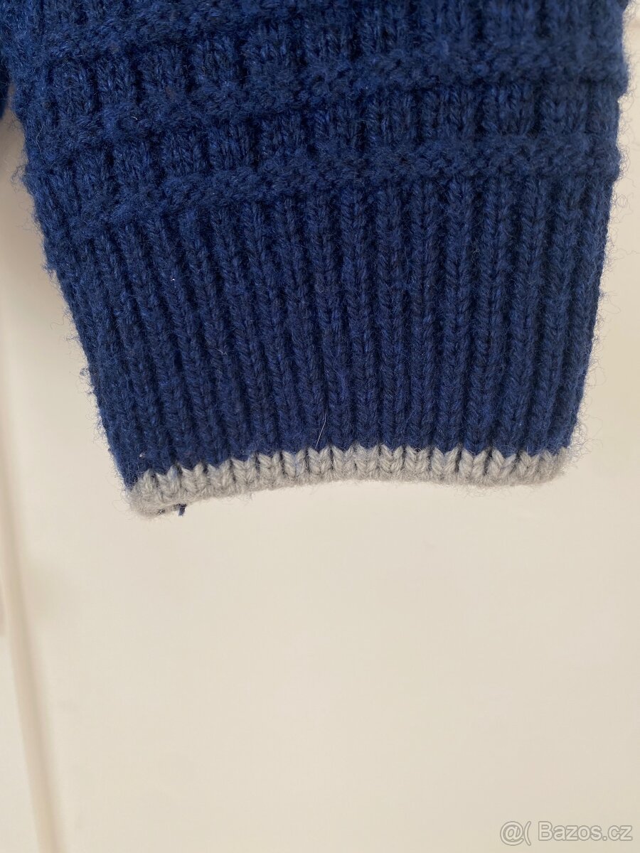 Svetr Kama vel. M - 9