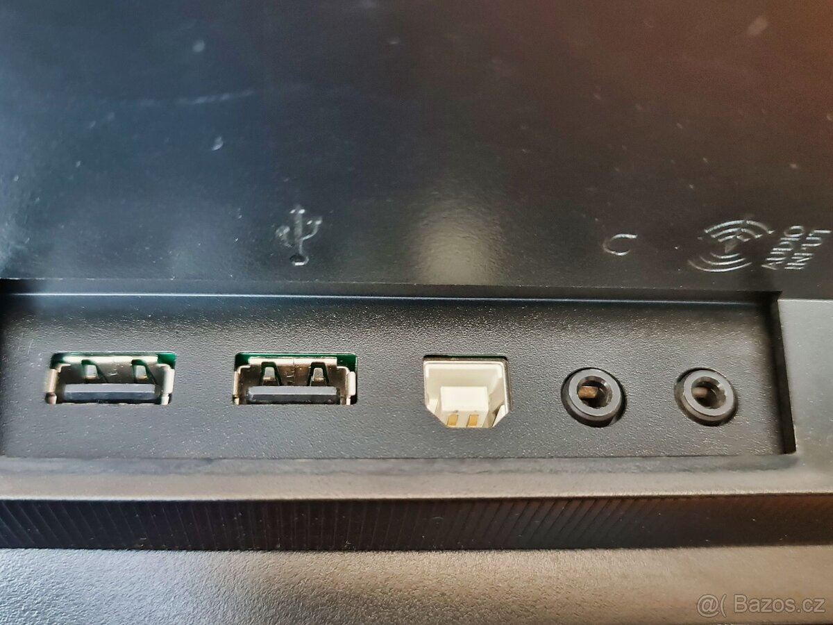 EIZO FlexScan EV2416W, 1920x1200, pivot, USB, repro - 9