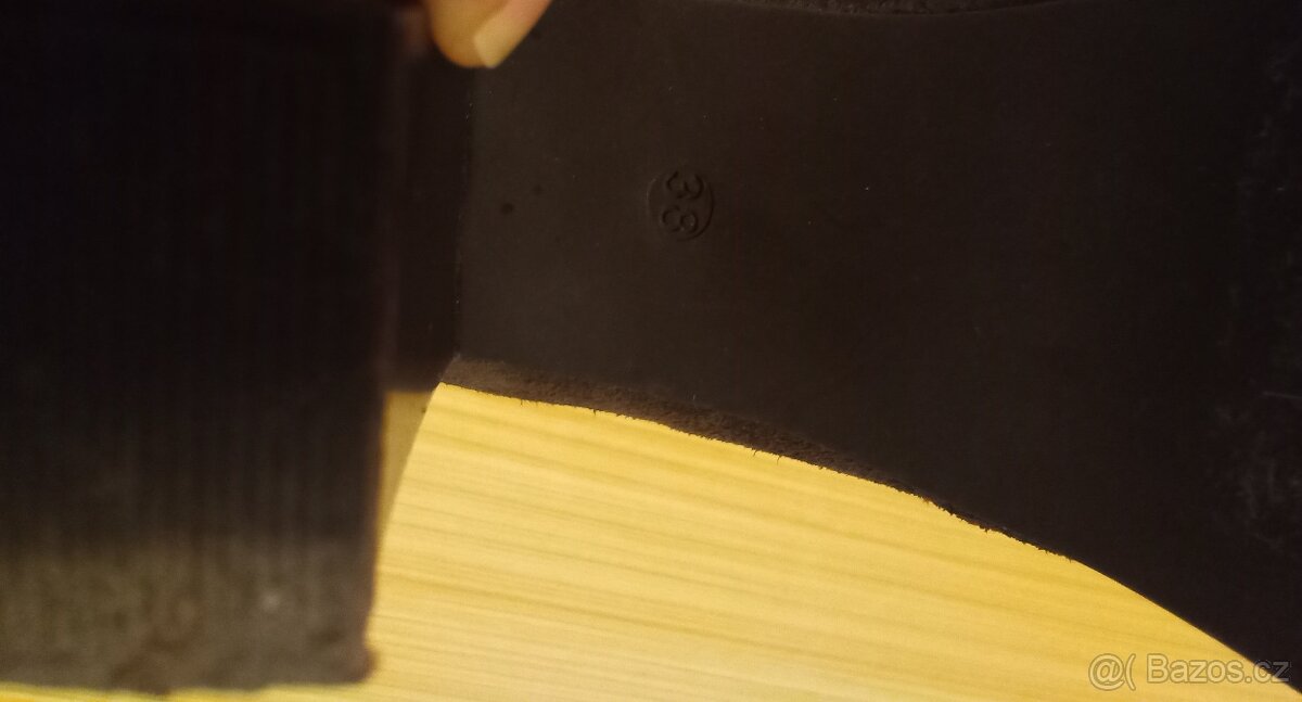 Semišové boty, velikost 38 - 9