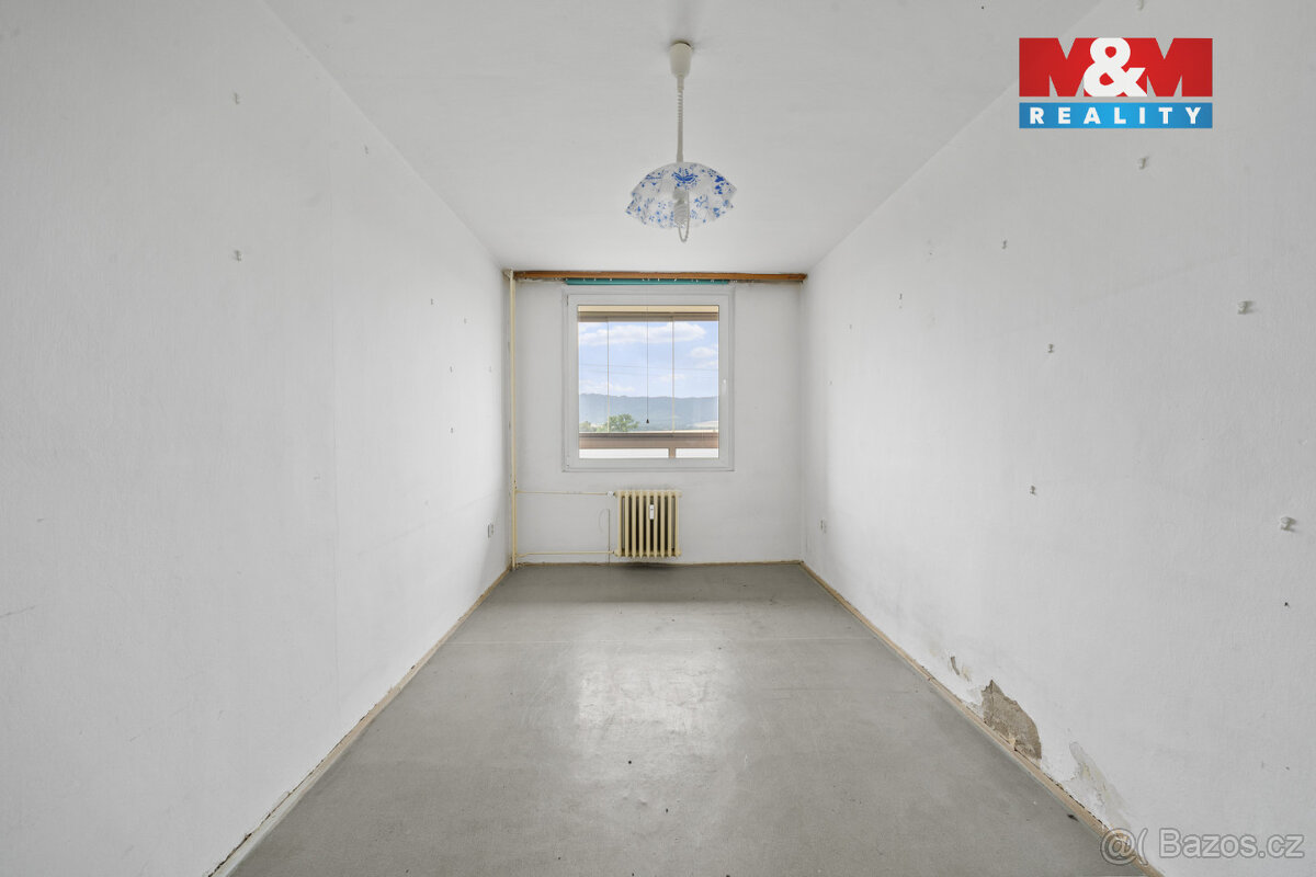 Prodej bytu 3+1, 70 m², Broumov, ul. Sídliště Křinické - 9