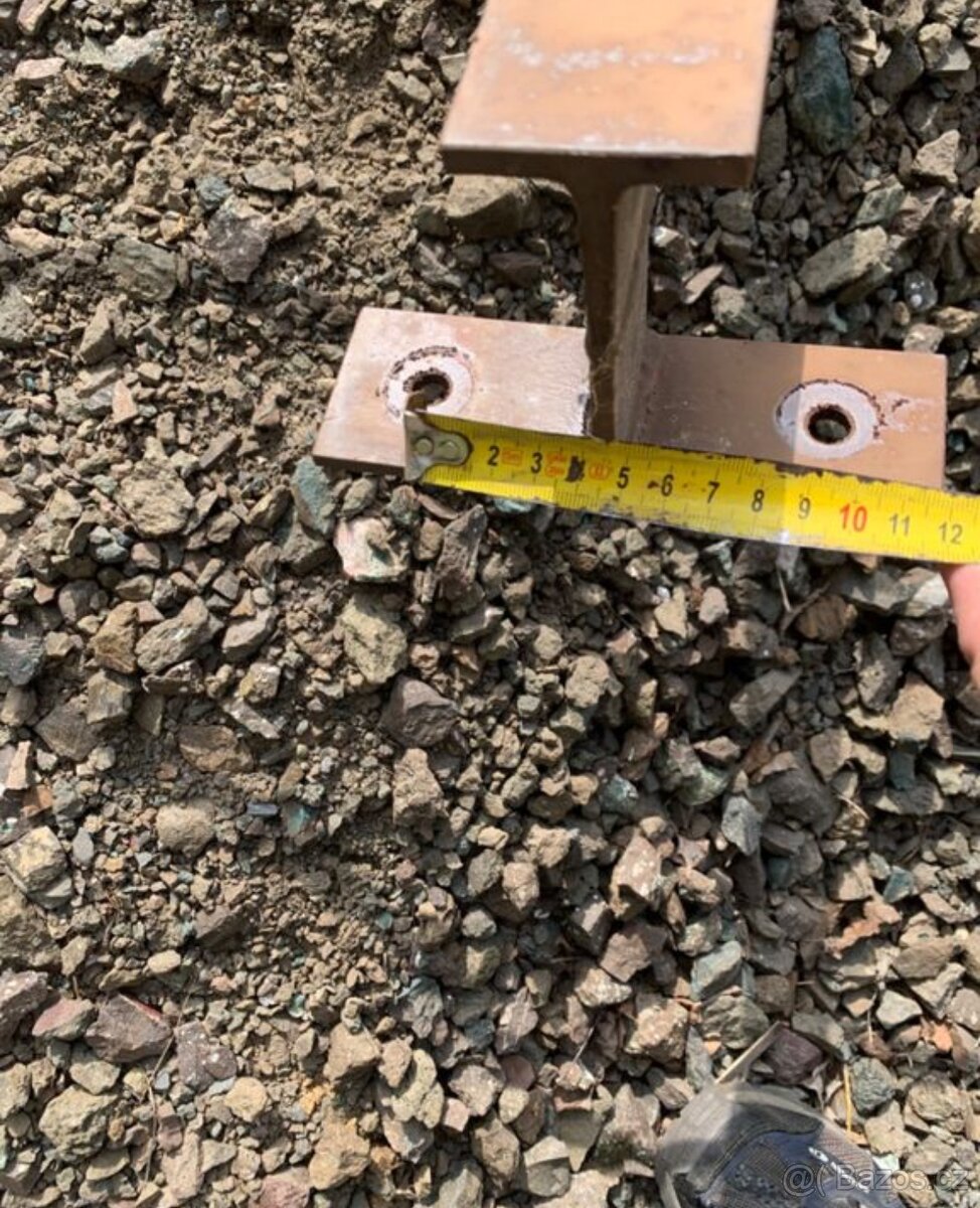 Mříž na stavební buňku - 9