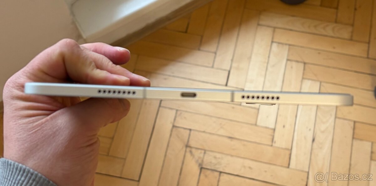 Apple iPad Pro Silver 2022 (M2) 256 GB, Wi-Fi + Cellular - 9