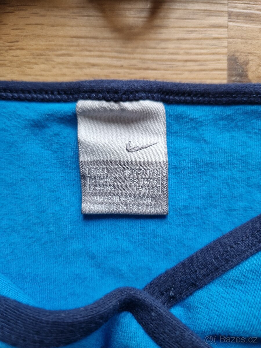 Značkové tílko, halenka, sukně, šaty, kalhoty - 9