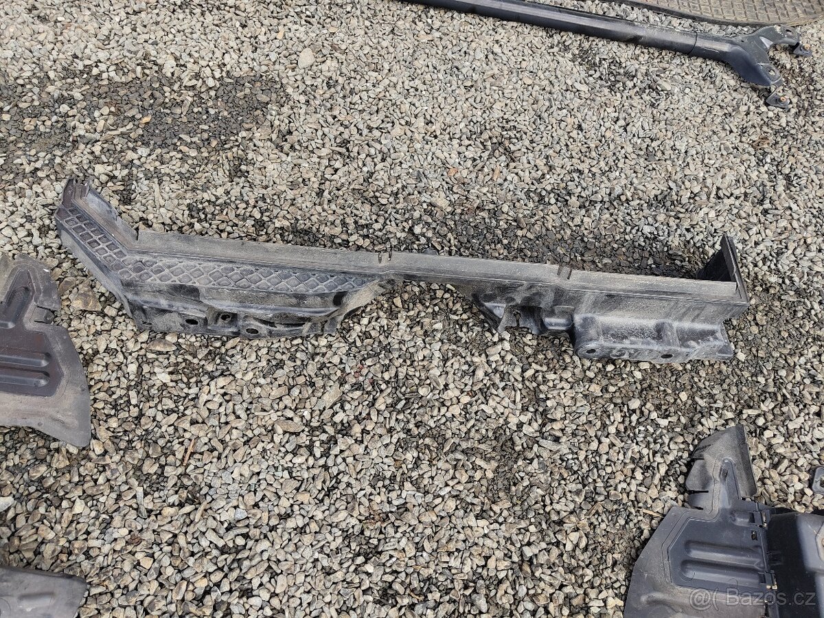 Díly přední část Astra K - combi - Y40R - 9