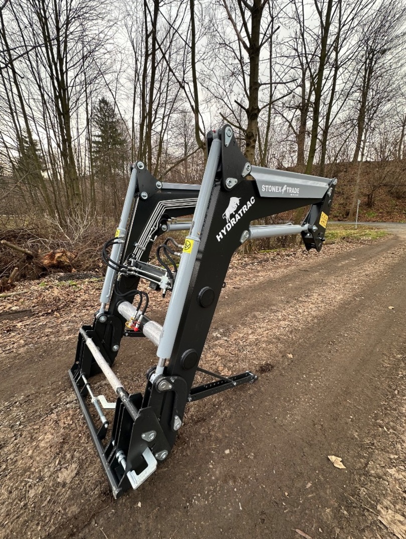 Čelní nakladač na traktor HYDRATRAC 1600 - 9