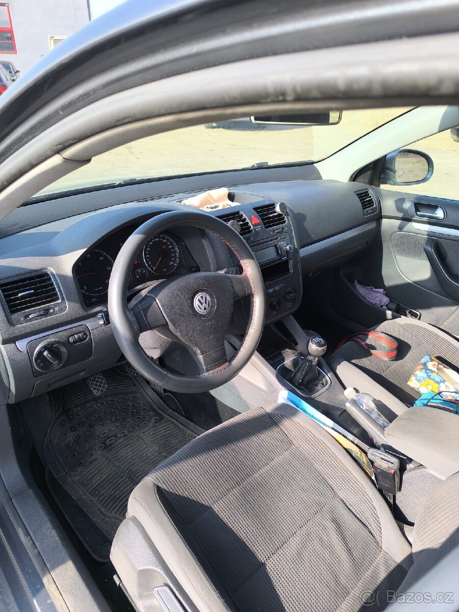 Volkswagen Golf 5 1.9 TDI - 9
