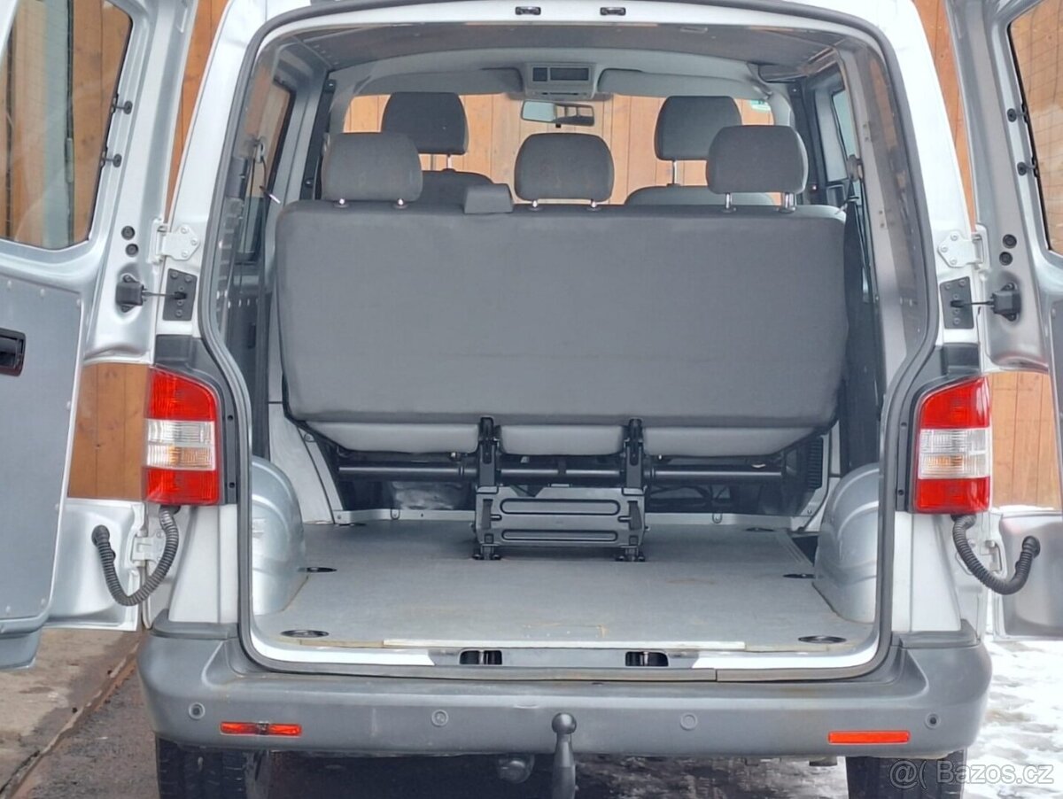 VW Transporter 2.0TDi 4motion 5míst - DPH - 9