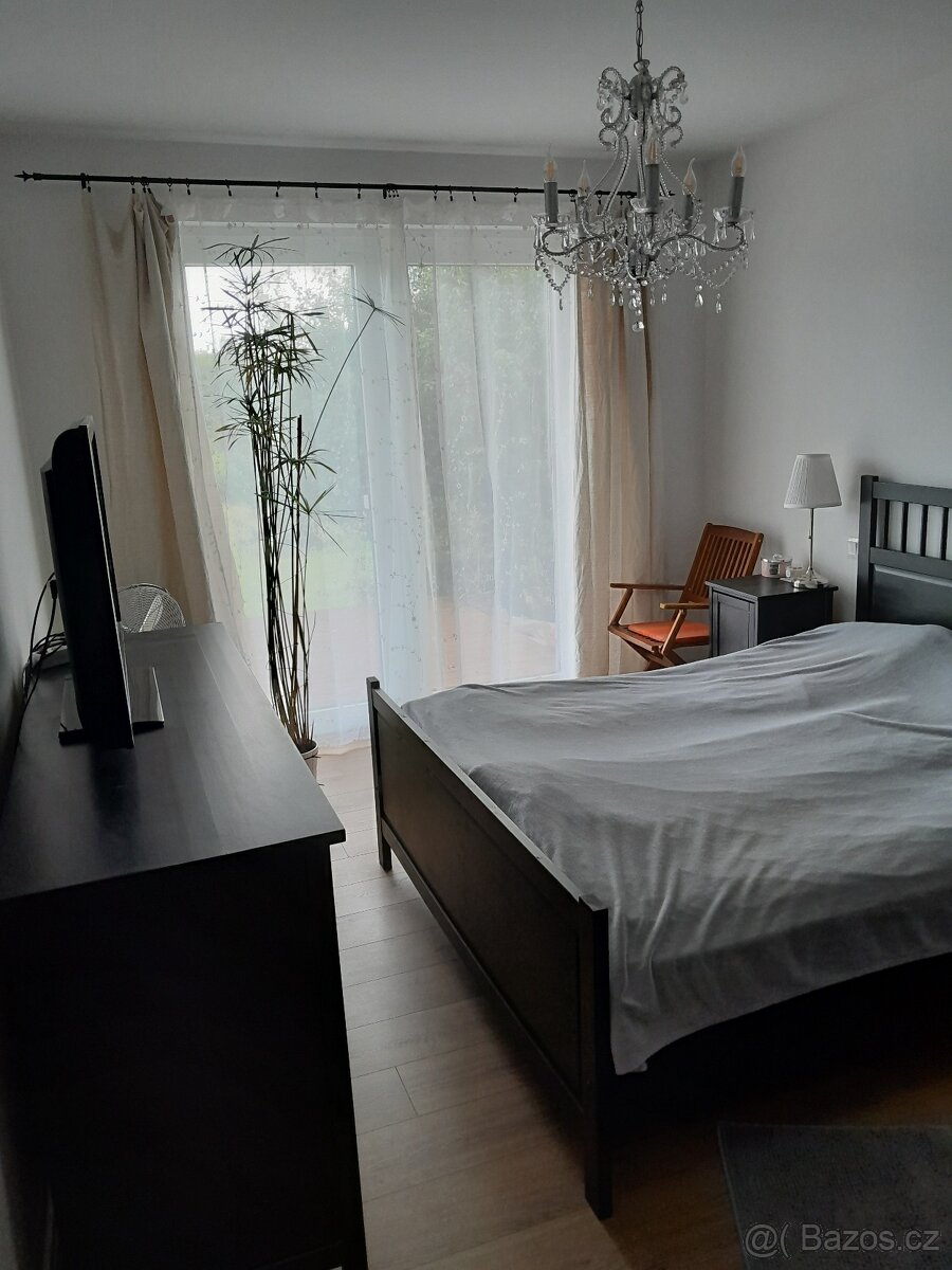 Novostavba RD, 4+kk, přístřešek pro 2OA, pozemek 3 522m2 - 9